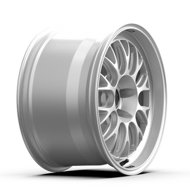 fifteen52 Holeshot RSR 20x10.5 5x112 35mm ET 66.56mm Center Bore Radiant Silver