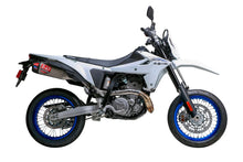 Load image into Gallery viewer, Exhaust Street Rs 12 Slip On Wf Ss Ss Cf Suz