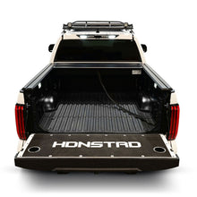 Load image into Gallery viewer, Westin Manual Retractable Tonneau Cover 22-26 Toyota Tundra 5.5ft Bed Black