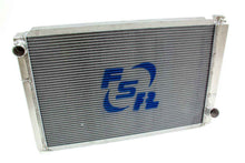 Load image into Gallery viewer, Radiator Chevy Triple Pass 31x19
