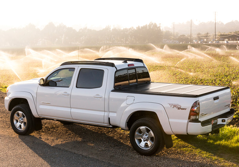 BAK 2022 Nissan Frontier 5ft Bed BAKFlip G2 - Mo-Moto