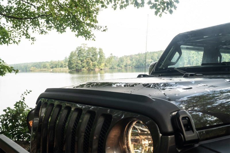 Bushwacker 18-19 Jeep Wrangler Rubicon/Sport//Unlimited/Sport S Hood Stone Guard- Black - Mo-Moto