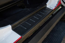 Load image into Gallery viewer, Bushwacker 20-21 Jeep Gladiator Trail Armor Rocker Panel - Mo-Moto