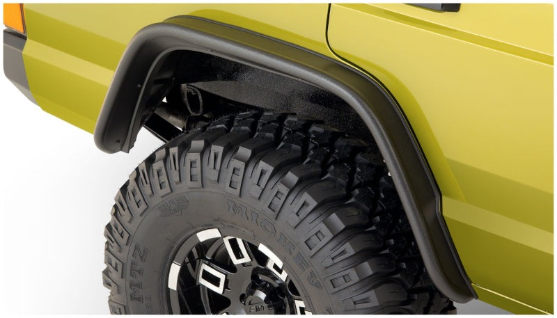 Bushwacker 84-01 Jeep Cherokee Flat Style Flares 4pc - Black - Mo-Moto
